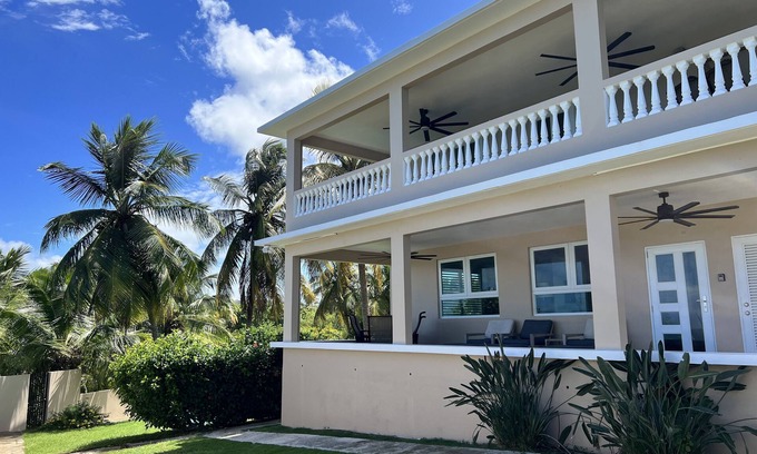 Florida Villa | Sands Beachfront Downstairs Ocean View & Pool!