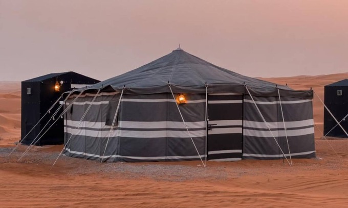 Al Wasil RV Rental | Sands Dream Tourism Camp-Triple Room with Private Bathroom
