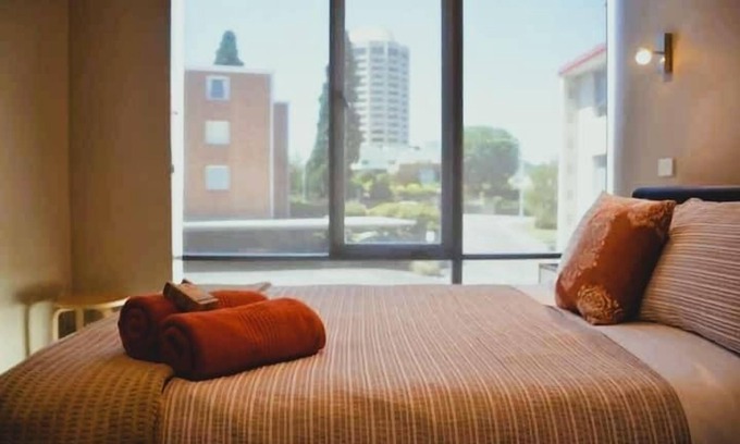 Sandy Bay Apartment | Sandy Bay Unit next to Casino, 5min to CBD