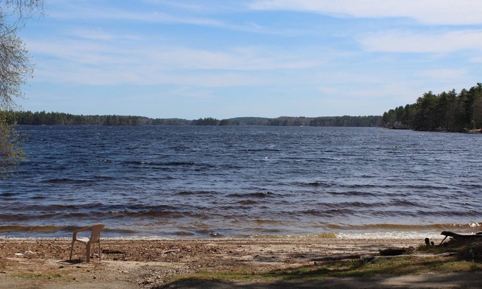 Damariscotta Cottage | Sandy Beach Cottage - Cozy cottage with beach and lake views on Pemaquid Lake