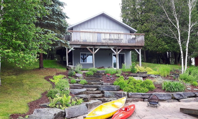 Lake of Bays Cottage | SANDY BEACH-LAKE OF BAYS, MUSKOKA NR HUNTSVILLE