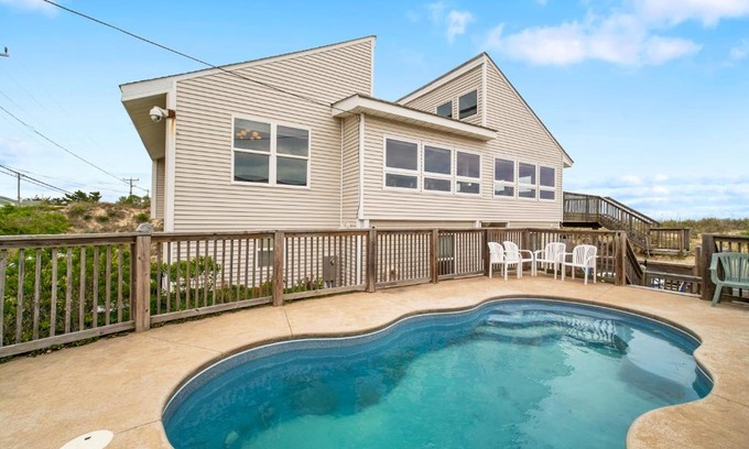 Sandbridge House | Sandy Castle
