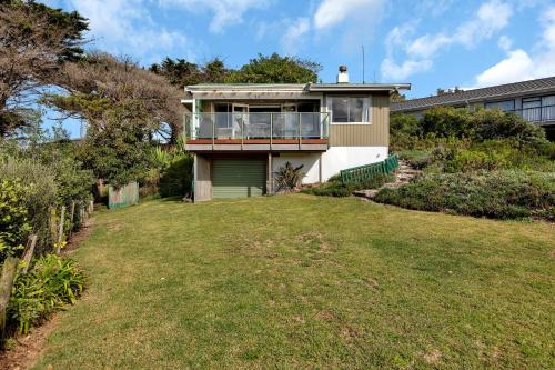 Karkari Peninsula House | Sandy Cottage - Tokerau Beach Holiday Home
