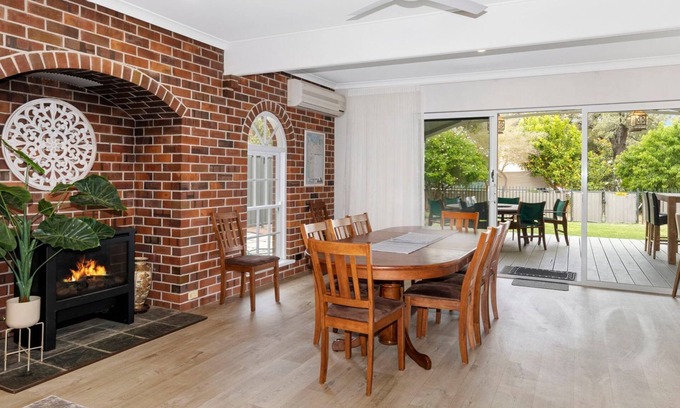 Geographe House | Sandy Feet Retreat in Busselton