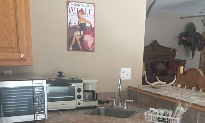 Whitesboro Apartment | Sandy Hill Cottage