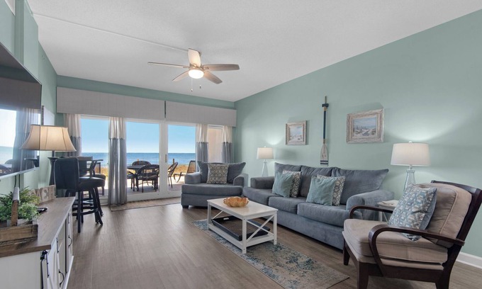 Ono Island Condo | Sandy Key 113: 2 BR/2 BA Beachfront in Perdido Key, FL On-Site Rental Office Sleeps 6