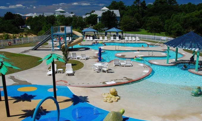 Bermuda Bay House | Sandy Paws Townhouse, Private Mini Water Park, Dog Friendly!