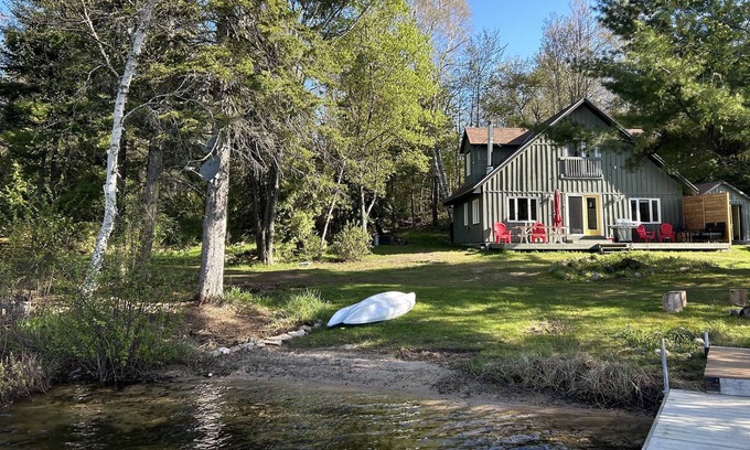 Machar Cottage | Sandy Shores of Eagle Lake Cottage Property
