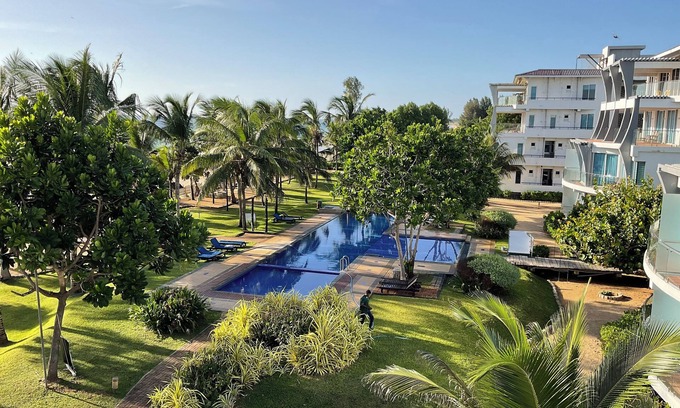 Nilaveli Apartment | SANDY SHORES your idyllic retreat on the pristine BEACHFRONT of πππ‘ππ«ππ‘π