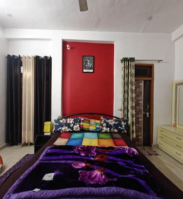 Civil Lines House | Sangam Special Vila