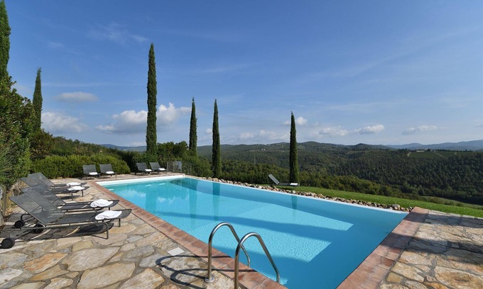 Castelnuovo Berardenga Apartment | Sangiovese, Vignale, Castelnuovo Berardenga, Siena and Chianti