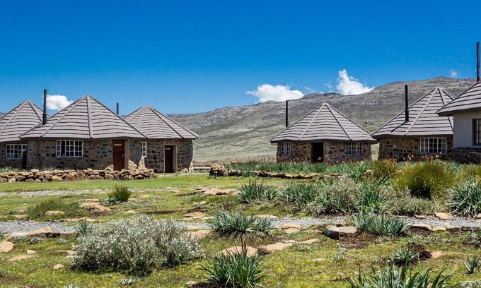 Sani Pass Hotel | Sani Mountain Lodge