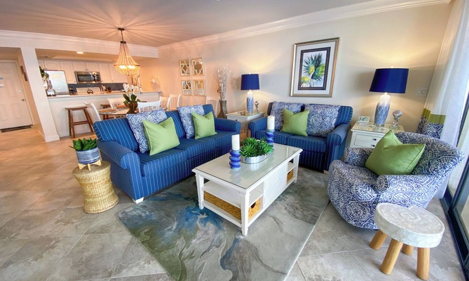 Punta Rassa Condo | Sanibel Harbour Resort Harbour Tower 616 Updated luxury condo with stunning views