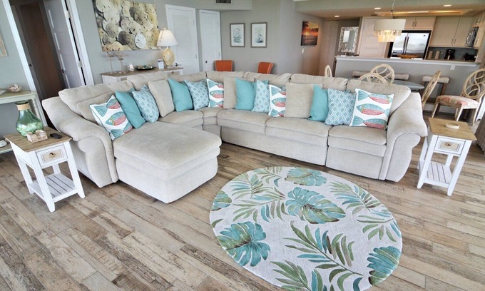 Punta Rassa Apartment | Sanibel Harbour Resort Bay View Tower 737: Beachfront vacation retreat with gorgeous sunset views