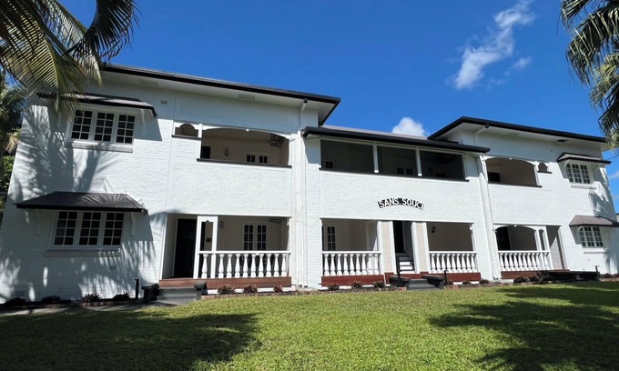Ingham Hotel | Sans Souci Apartments
