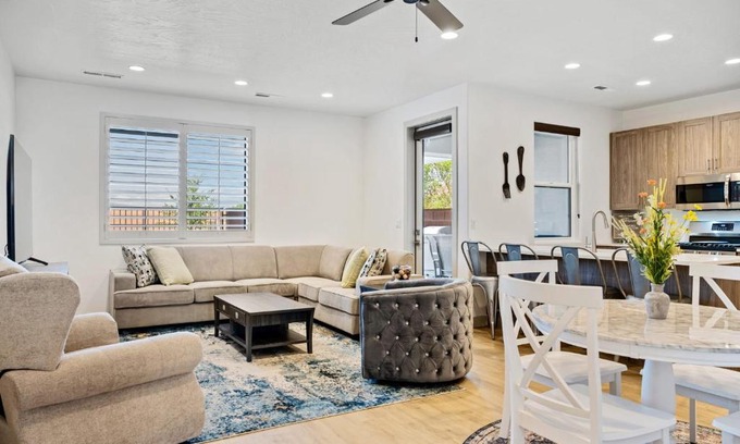 Washington County House | Santa Clara Comfort #39 townhouse