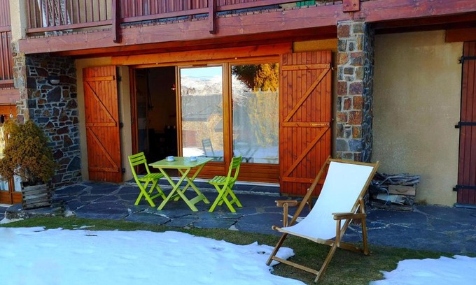 Sainte-Leocadie Apartment | SANTA LEOCADIA V