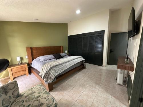 San Luis Potosi Bed & Breakfast | Santa Madre B&B