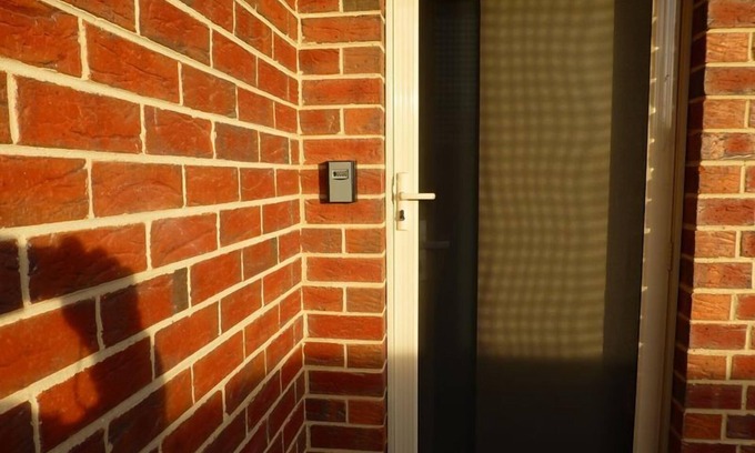 Keilor Lodge House | Santa Monica Lodge Apartments