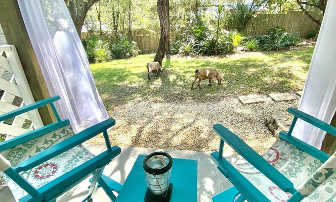 Gulfview Heights House | Santa Rosa Beach tiny house