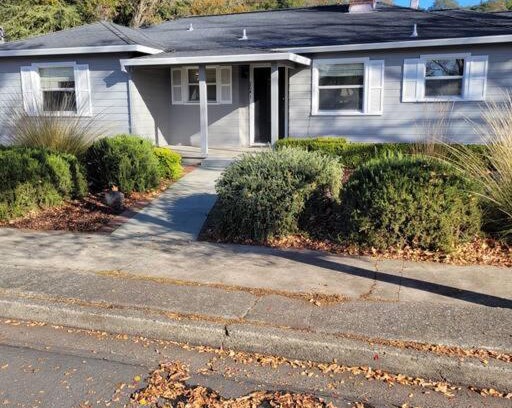 Junior College Neighborhood Association House | Santa Rosa Gem