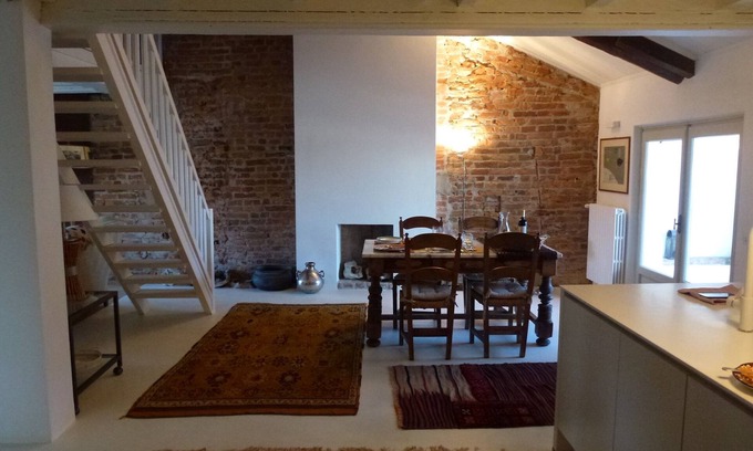 Savigliano Apartment | Santarosa Suites - Overlooking a magnificent Renaissance square
