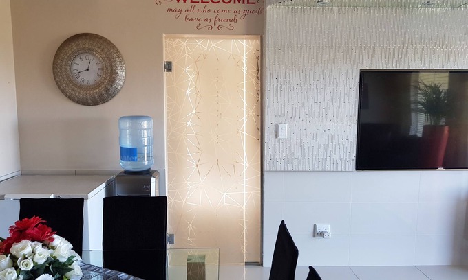Redhill Apartment | Santiago Bay