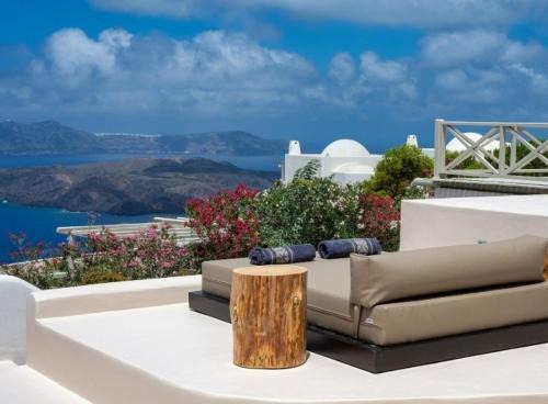 Megalochori Apartment | Santo Blue Santorini Caldera View Luxury Houses