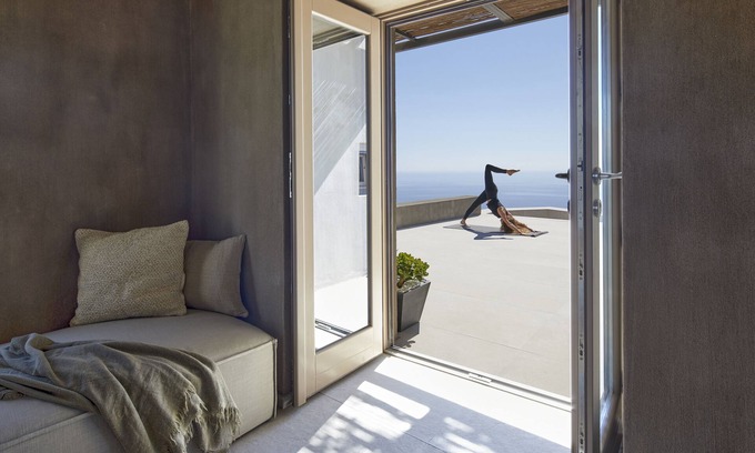 Pyrgos Villa | Santorini Sky - The Lodge