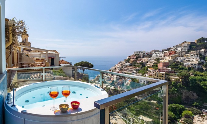 Liparlati Apartment | Santoro Suite in Positano