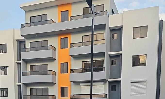 Mendoza House | Saphfire Luxe 5 to 8 Minutes from LasAmericas International Airport & the beach
