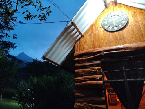 Pance Bed & Breakfast | Sapiens house la cabaña del Reloj