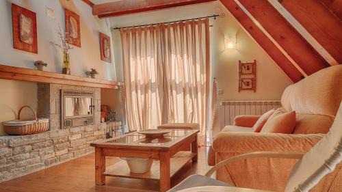 Les Apartment | Saplan Real Estate ERA LANA