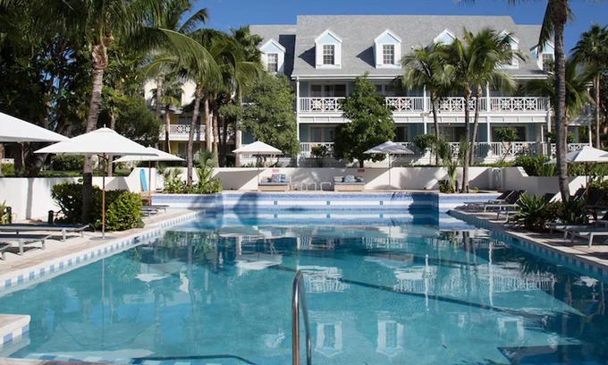 Dunmore Town House | Sapodilla House