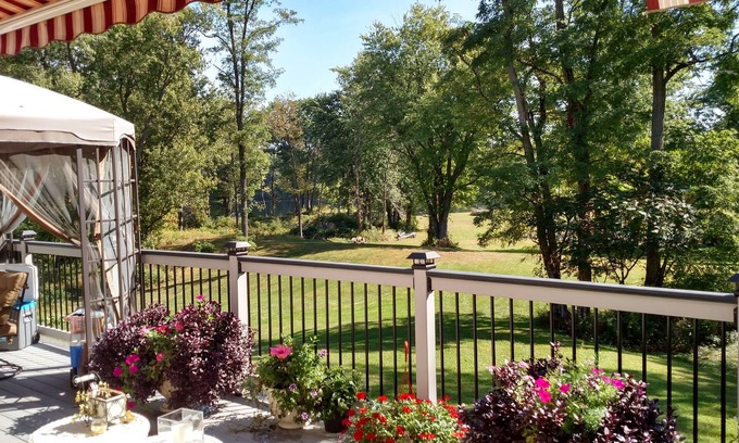 Stillwater House | Saratoga County Track Rental, Waterfront Country Estate on the Hudson