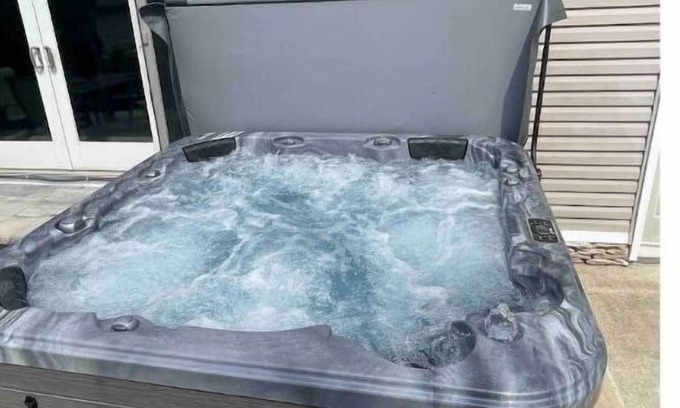 Malta House | Saratoga Lake w/Dock, HotTub, GameRoom &FirePit