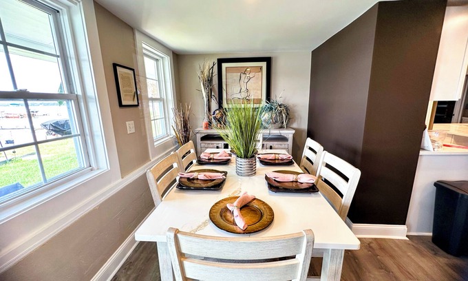 Saratoga Springs Apartment | Saratoga Lakeside Retreat #5