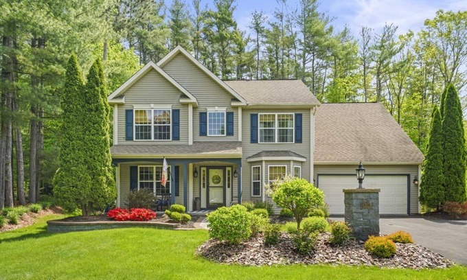 Saratoga Springs House | Saratoga Springs/Lake George/Pool/Hot Tub/Families