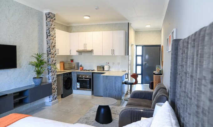 Gaborone Apartment | Sarona City Alpha Apartment L303