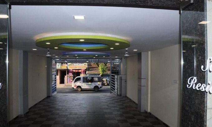 Kanchipuram Hotel | Sau Residency