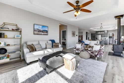 Walsenburg House | Sauna and Views Southern Colorado Vacation Rental!