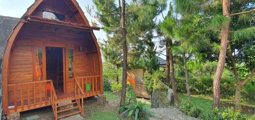 Tenjolaya Villa | Saung Orange Village