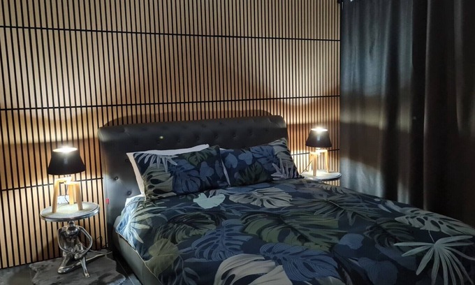 Port Pirie South Apartment | Sauvage - Luxury Garden Apartment