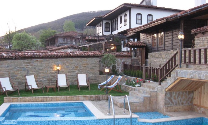 Zheravna House | Sava Cupetsa Guest House