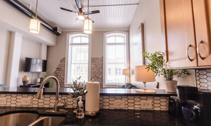 Historic District - North Condo | Savannah's BEST location PERIOD!
