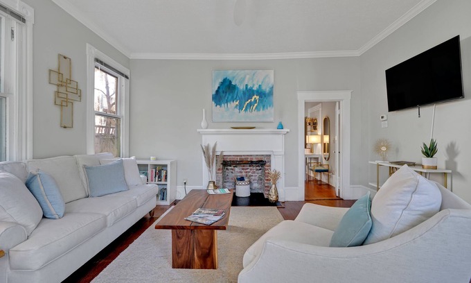 Wilmington Condo | Savannah Suite on Front