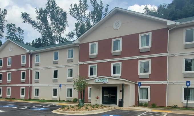 Ben Hill Hotel | Savannah Suites Atlanta Airport