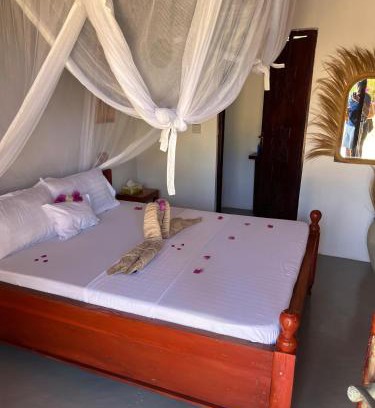 Makunduchi Hotel | Savera Lodge Zanzibar