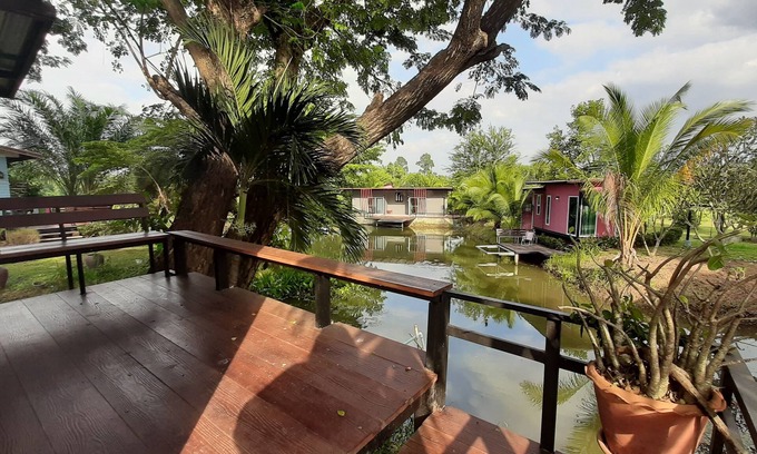 Pak Thong Chai Hotel | Sawansang Nangkeaw Resort