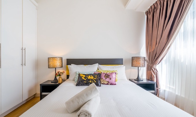 Golden Triangle Hotel | Sbc Bukit Ceylon